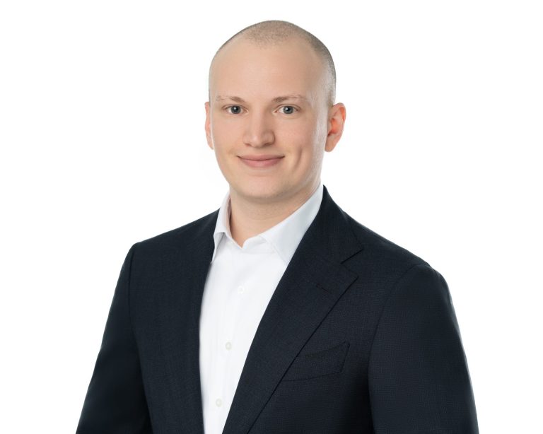 James Lyren, Analyst